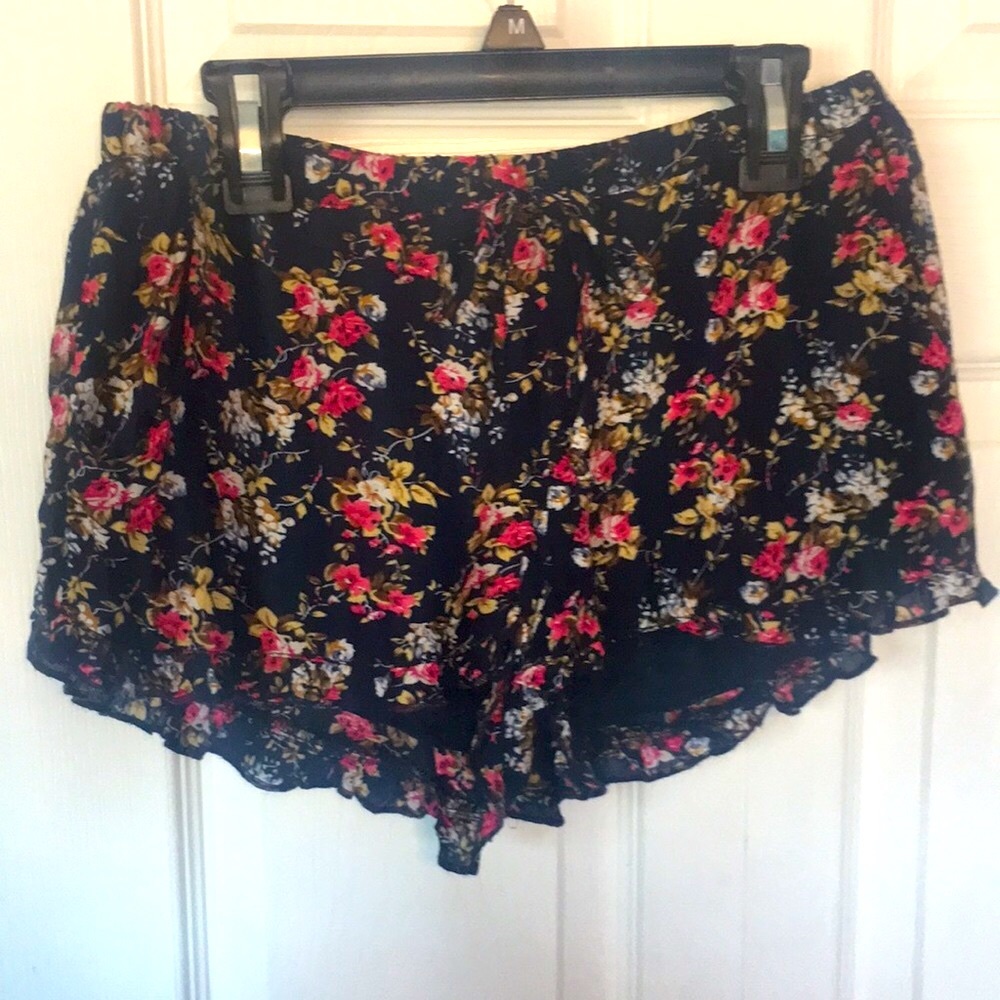 Forever 21 Floral draw string shorts